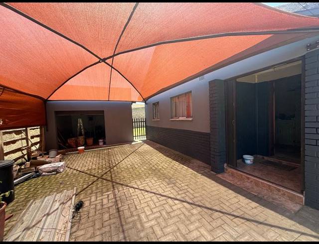 3 BEDROOM HOUSE FOR SALE IN VANDERBIJLPARK CW 6